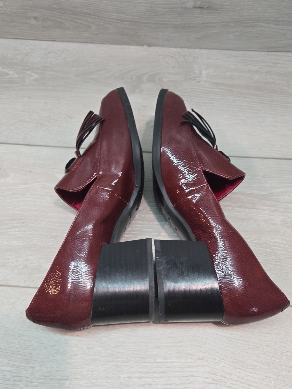 Marc Fisher Women "Like New"Leather Tassel Heels Shoes Sz 8M - Picture 8 of 12